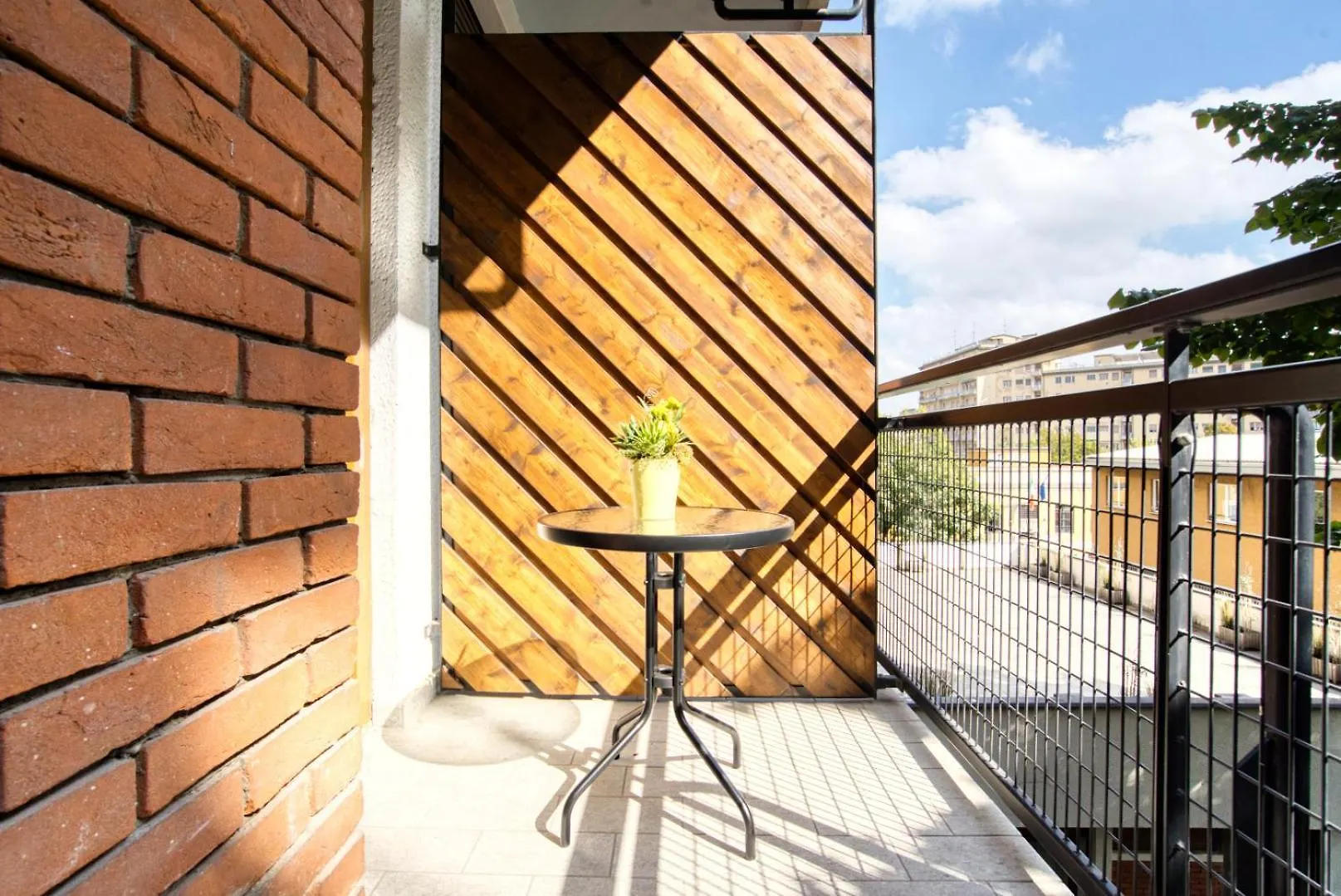 Italianflat - Elegant Suites With Balcony In Navigli Milan Italy