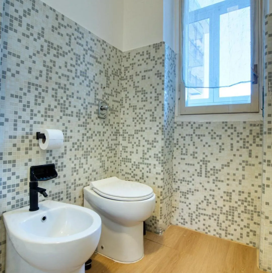 Guest house Italianflat - Elegant Suites With Balcony In Navigli Milan