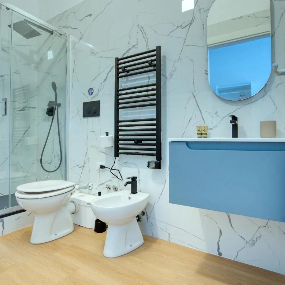 Italianflat - Elegant Suites With Balcony In Navigli Milan
