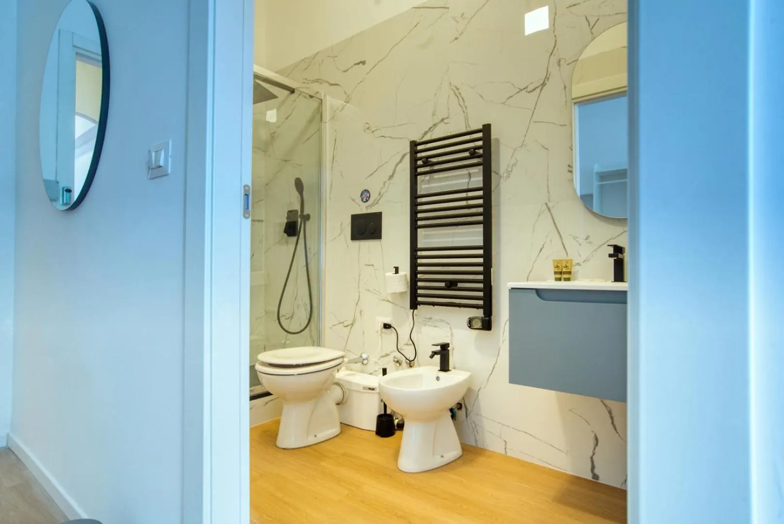 Italianflat - Elegant Suites With Balcony In Navigli Milan Guest house