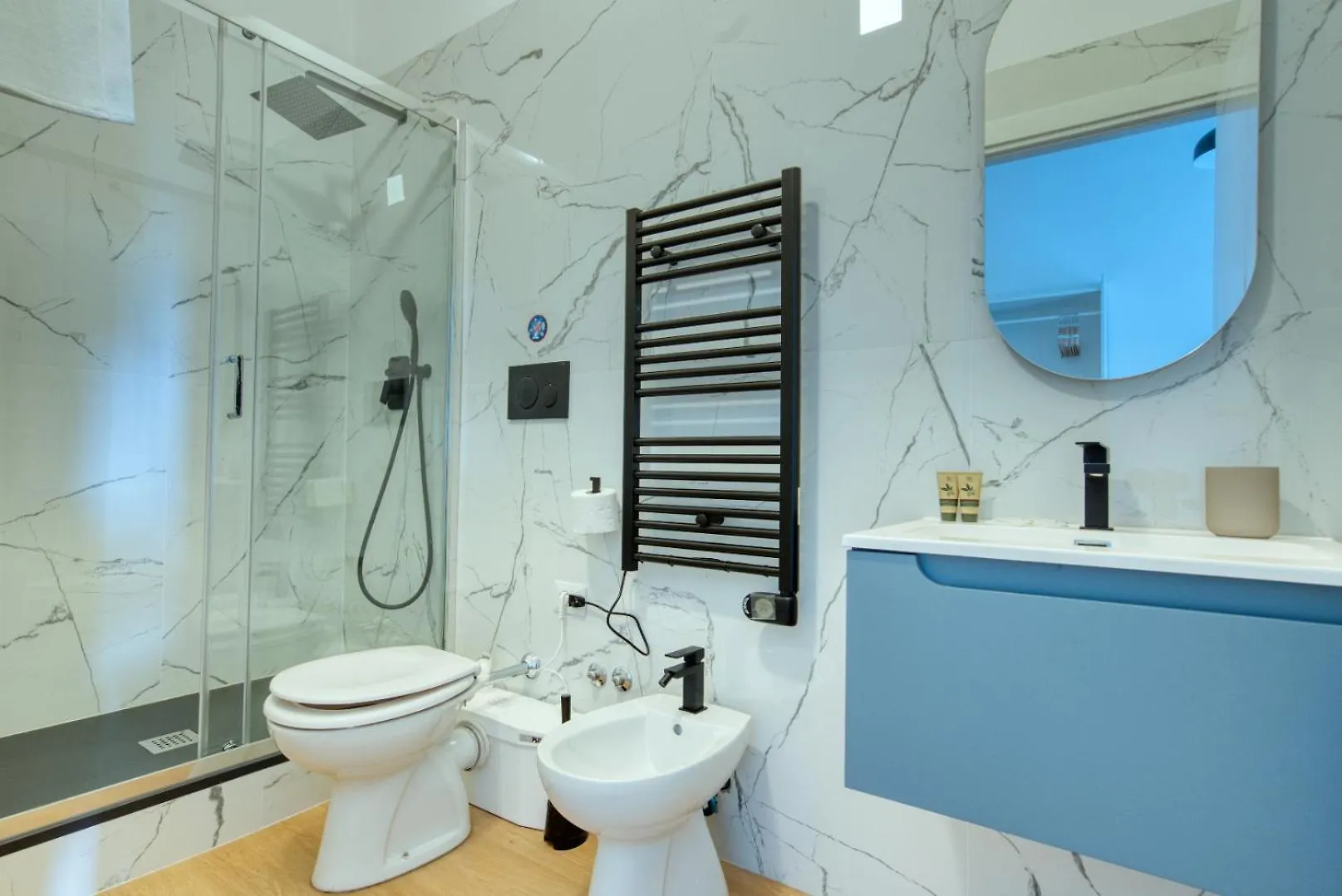 Italianflat - Elegant Suites With Balcony In Navigli Milan Guest house