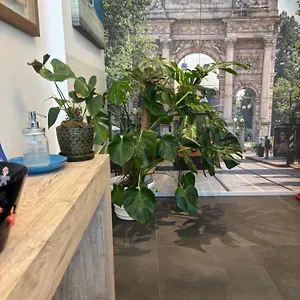 Enjoy Garden - Flavio Baracchini 9 - Guest house